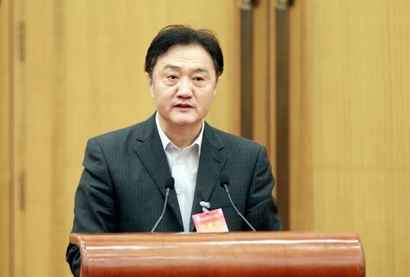 翟青剪裁.jpg